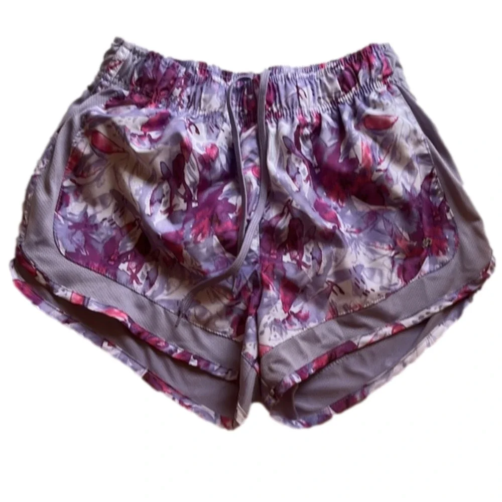 LEG3ND Shorts - Women’s running‎ and Workout Activewear